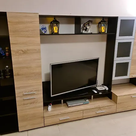 Sandrella Apartman *
